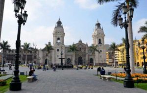 Plaza Mayor en el centro histórico de Lima